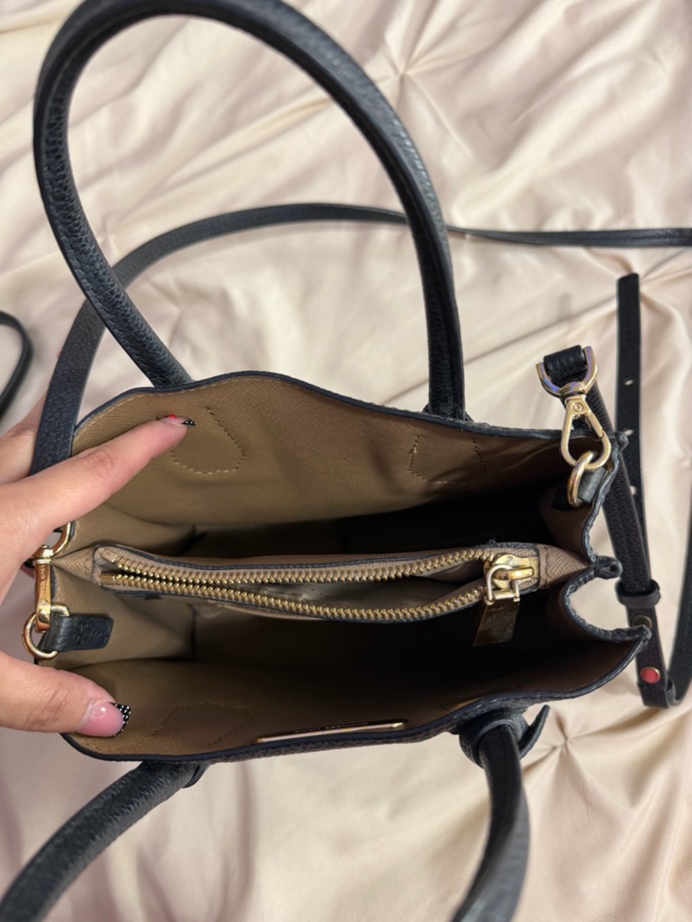 Michael Kors Black Pebbled Leather Satchel with Gold Padlock - Picture 4 of 4